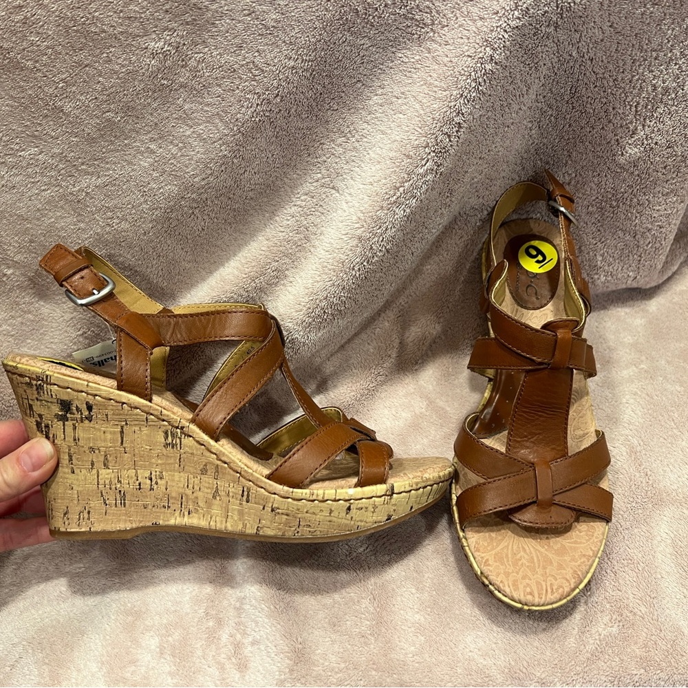 New b.o.c. Born Concept Brown cork Wedges with Timeless Elegance